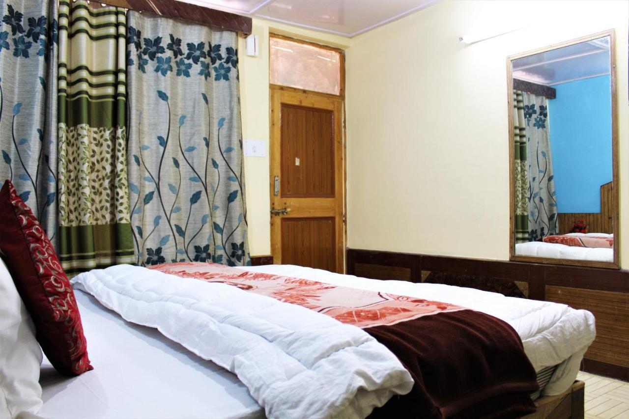 Hotel New Royal Manali (Himachal Pradesh) Ngoại thất bức ảnh