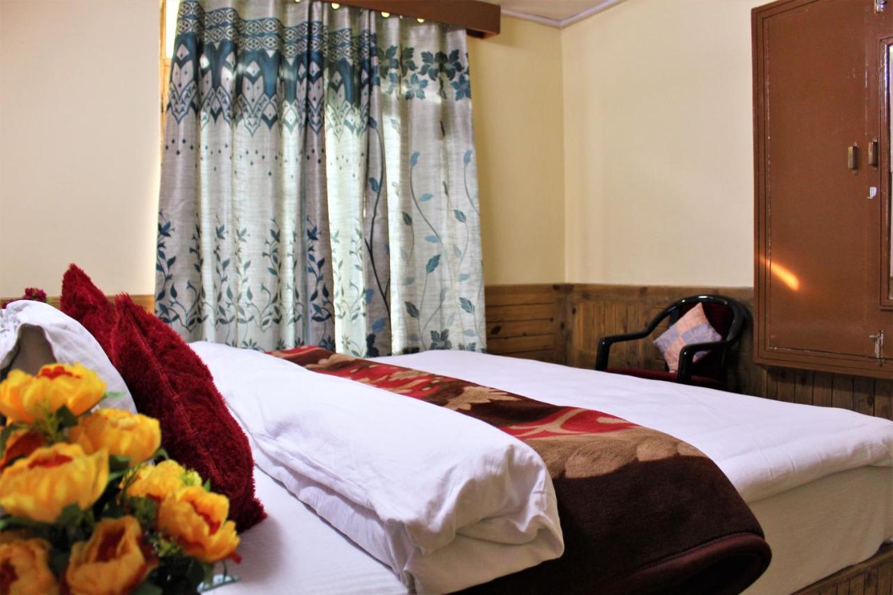 Hotel New Royal Manali (Himachal Pradesh) Ngoại thất bức ảnh